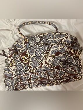 Vera Bradley Quilted Floral Crossbody Shoulder Bag Weekender Bag